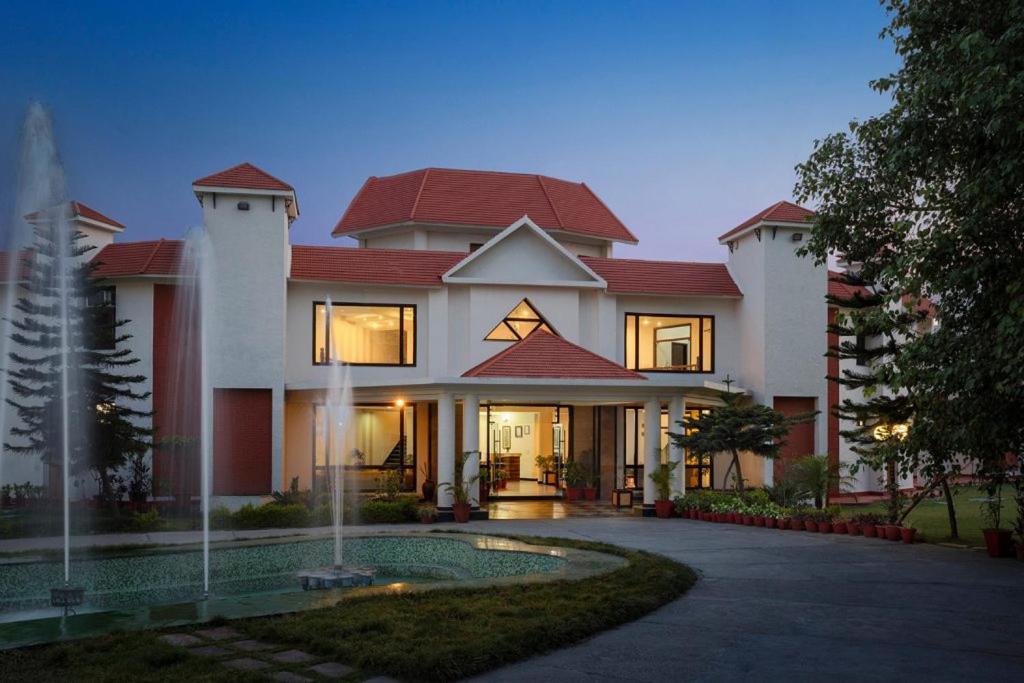 Naturoville Resort Doiwāla Esterno foto